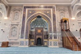 Azərbaycan media nümayəndələri Səmərqənddə İmam əl-Buxari Memorial Kompleksini ziyarət ediblər - FOTO 