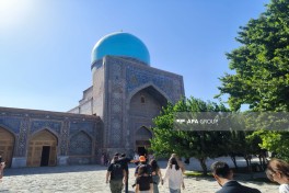 Azərbaycan media nümayəndələri Səmərqənddə Registan meydanını ziyarət ediblər - FOTO 