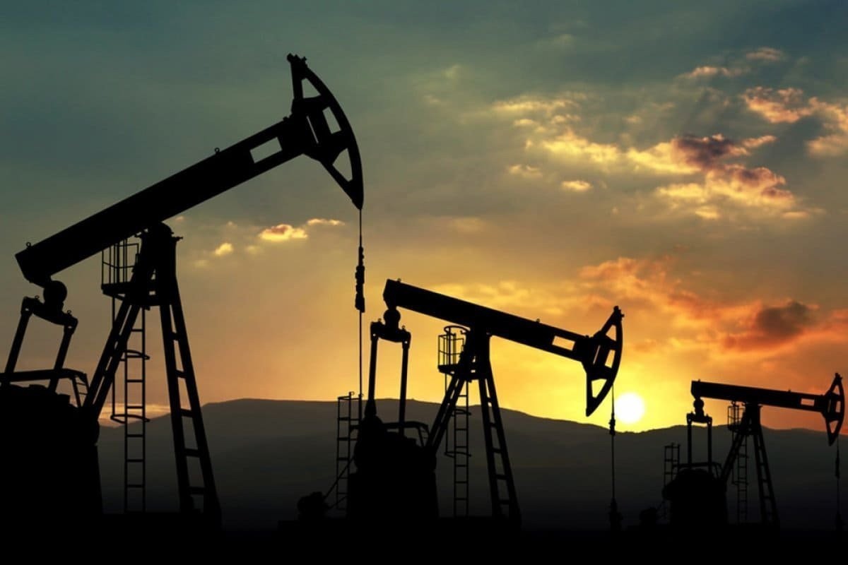 Цена азербайджанской нефти приблизилась к 97 долларам