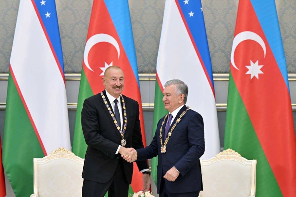 Daşkənddə Azərbaycan və Özbəkistan prezidentlərinin təltifolunma mərasimi keçirilib