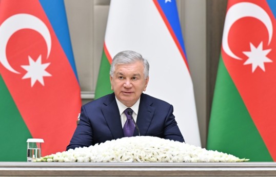 Şavkat Mirziyoyev: Azərbaycan və Özbəkistan beynəlxalq arenada vahid mövqedən çıxış edir