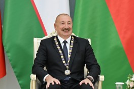 Daşkənddə Azərbaycan və Özbəkistan prezidentlərinin təltifolunma mərasimi keçirilib