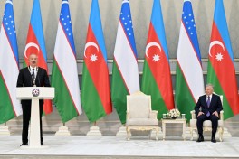 Daşkənddə Azərbaycan və Özbəkistan prezidentlərinin təltifolunma mərasimi keçirilib