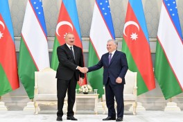 Daşkənddə Azərbaycan və Özbəkistan prezidentlərinin təltifolunma mərasimi keçirilib
