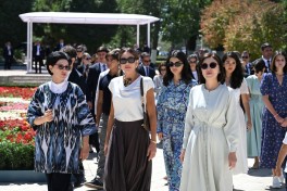 Azərbaycan ilə Özbəkistanın prezidentləri və birinci xanımları Buxarada İsmayıl Samani türbəsi ilə tanış olublar - YENİLƏNİB  - VİDEO 