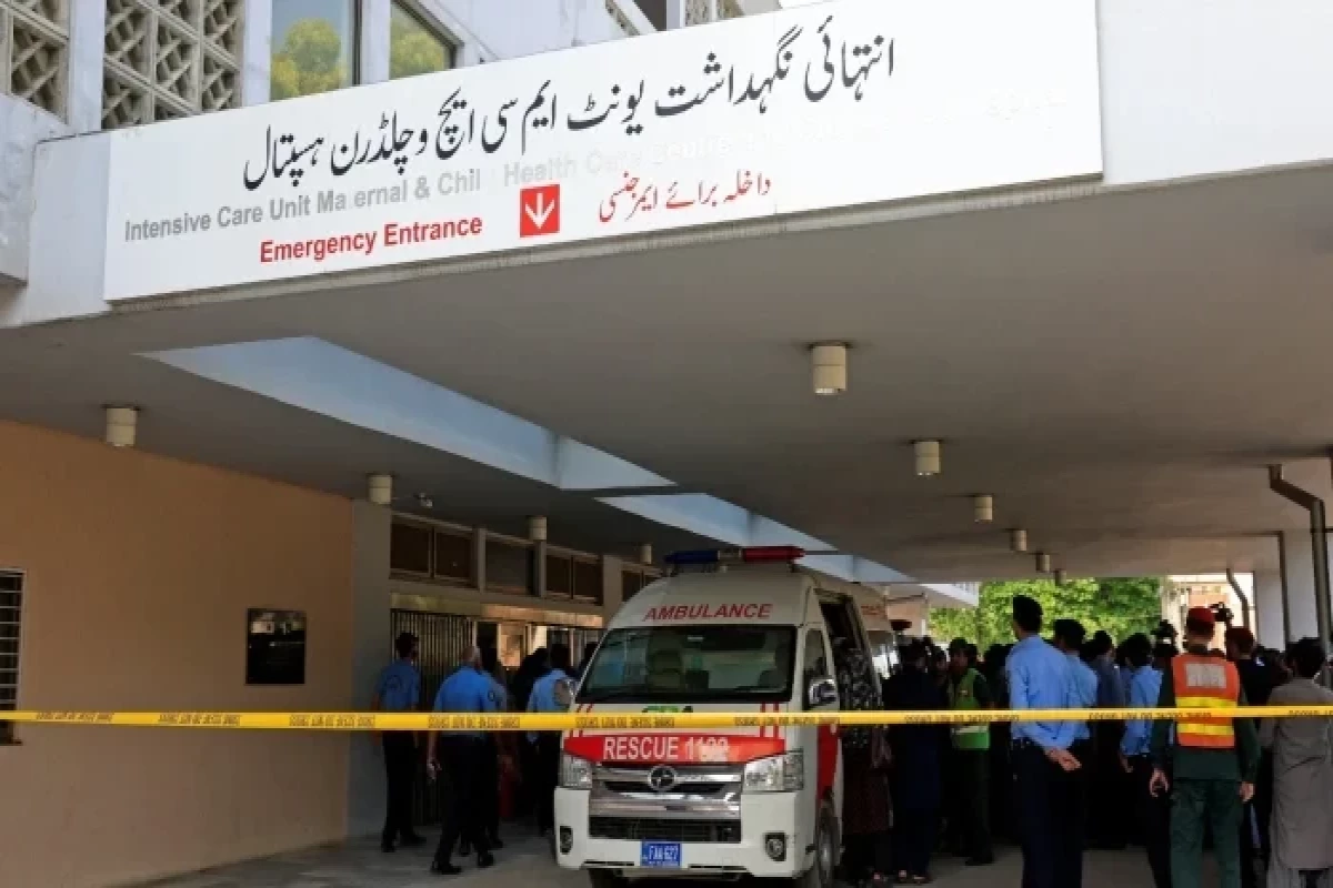 Pakistanda xəstəxanada yanğın olub, azı 15 körpə ölüb