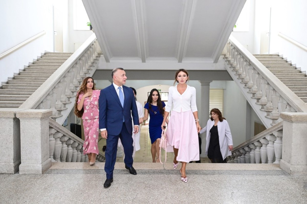 Birinci vitse-prezident Mehriban Əliyeva Elmi-Tədqiqat Pediatriya İnstitutunu ziyarət edib