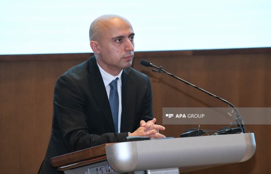 Elm və təhsil naziri Emin Əmrullayev