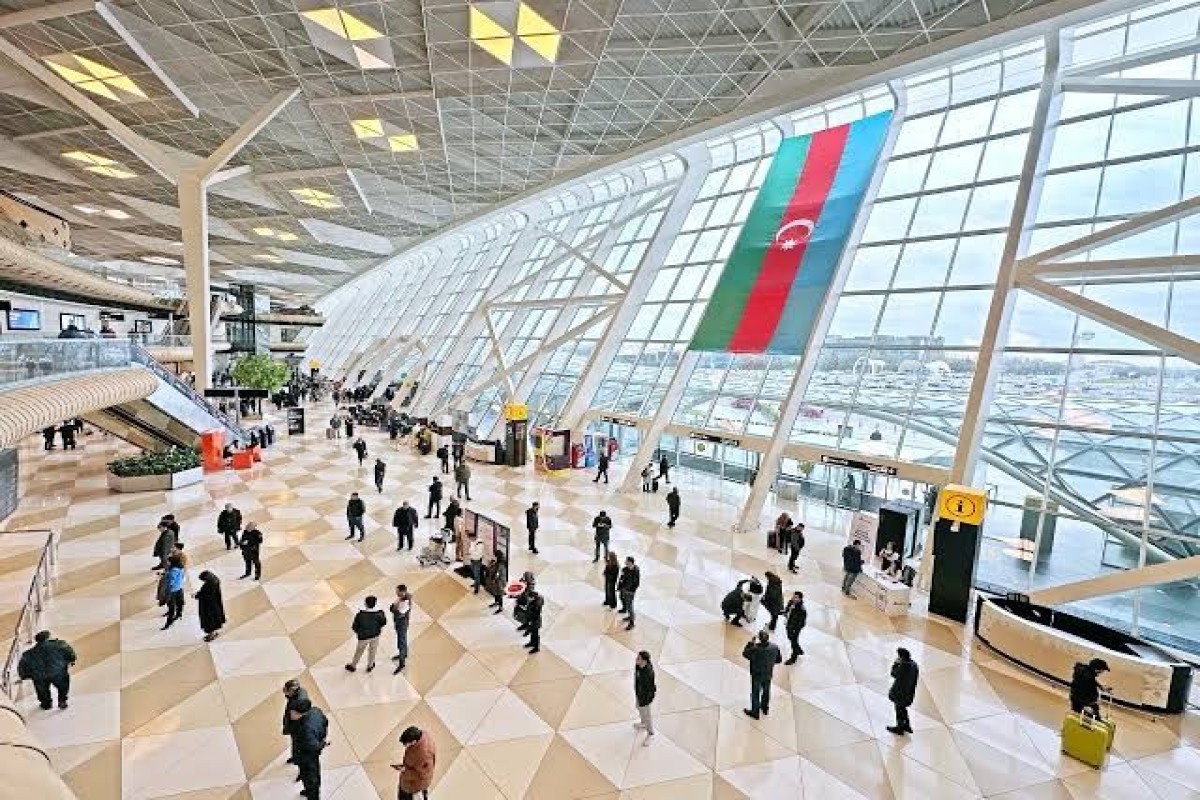 Hava Limanında “Elektron qapı sərhəd nəzarəti sistemi” istifadəyə verilib