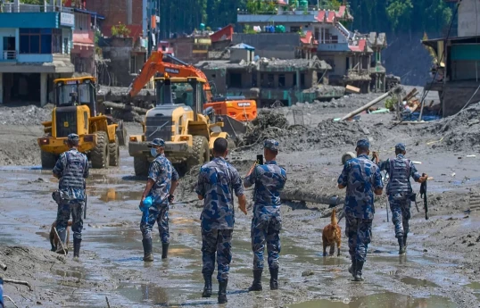 Nepalda daşqında ölənlərin sayı 538 nəfərə çatıb, Çinlə sərhəddə su bəndi dağılıb