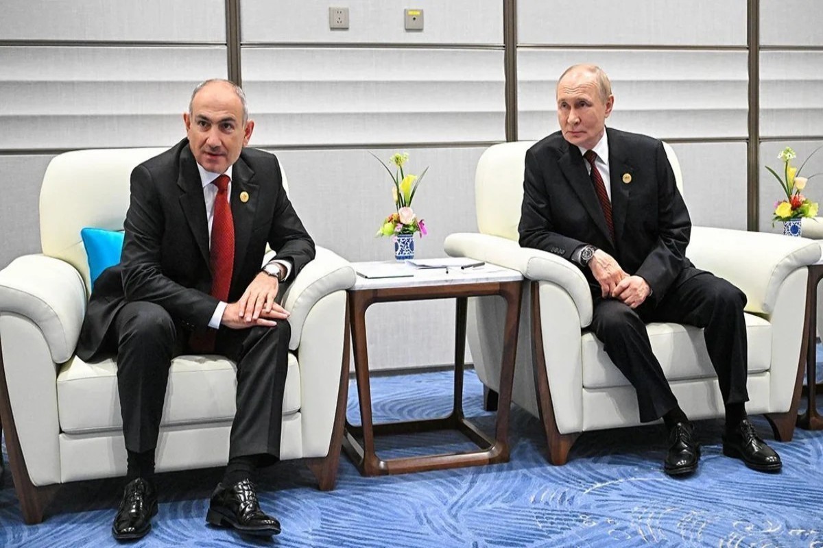 Putin Aİ-yə üzvlüklə bağlı referendum məsələsində Rusiyanın mövqeyini Paşinyana açıqlayacaq