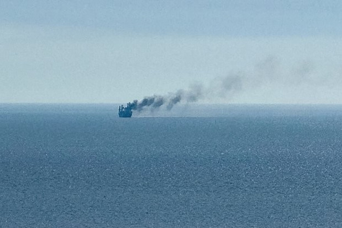 Oman sahillərində daha bir tanker mərmi atəşinə məruz qalıb