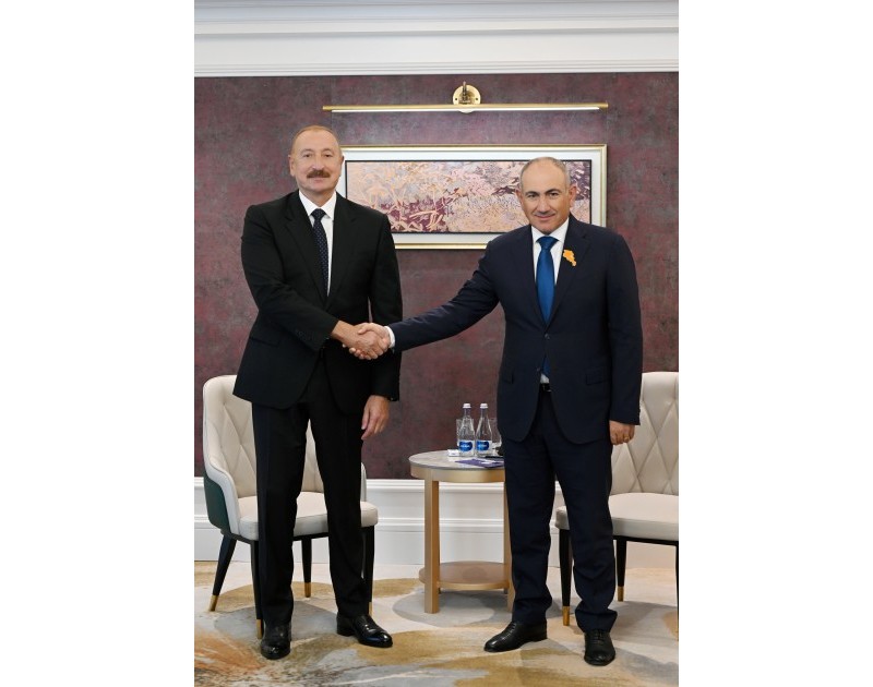 Bişkekdə Prezident İlham Əliyevlə Nikol Paşinyan arasında görüş keçirilir - FOTO  - VİDEO  - YENİLƏNİB 