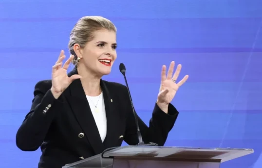 Kosta Rika prezidentliyinə Suveren Xalq Partiyasından namizəd Laura Fernandes