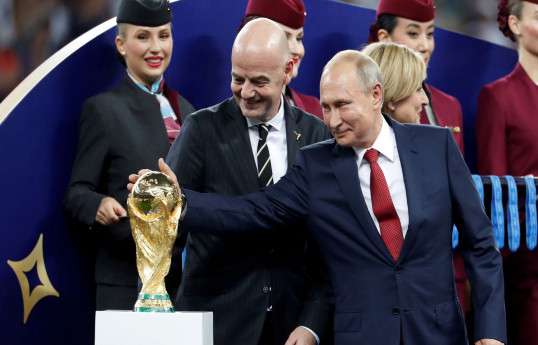 FIFA prezidenti Canni İnfantino, Rusiya Prezidenti Vladimir Putin
