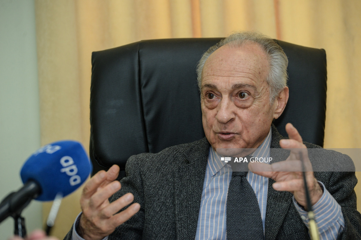 Xalq rəssamı Fuad Salayev