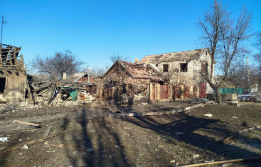 Rusiya ordusu Donetsk bölgəsini kasetli sursatlarla atəşə tutub, 7 nəfər ölüb