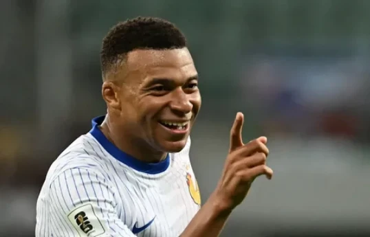 Mbappe PSJ-dən 6 milyon avro tələb edir