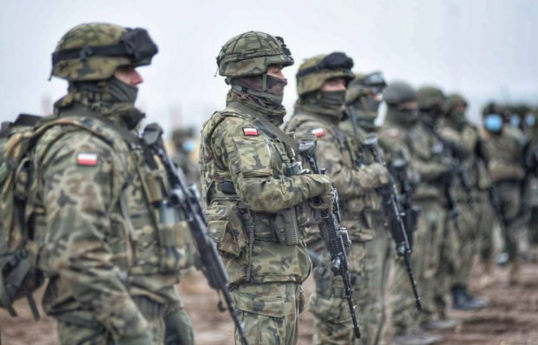 Polşa 500 min nəfərlik ehtiyat ordu yaradır