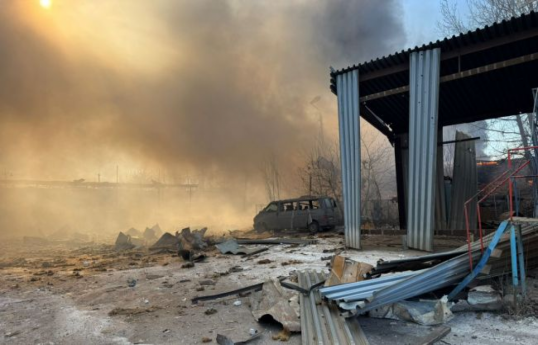 Rusiyanın Ukraynaya hava zərbəsində 11 yaşlı qız və anası ölüb, 14 nəfər yaralanıb