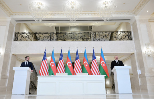ABŞ-ın Vitse-prezidenti Ceyms Devid Vens, Azərbaycan Prezidenti İlham Əliyev