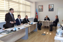 Zaur Mikayılov Qəbələdə vətəndaşları qəbul edib