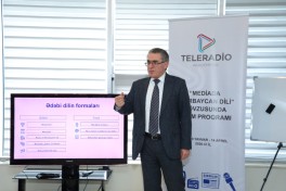 Teleradio Akademiyasında “Ekran-efirdə ədəbi tələffüz və publisistik üslub” mövzusunda təlim təşkil olunub