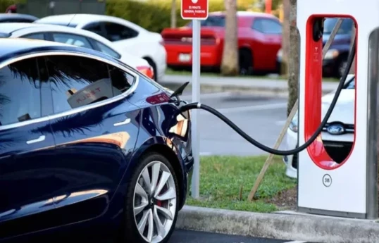 Elektrikli və hibrid avtomobillərin idxalı üzrə göstəricilər açıqlanıb
