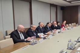 Azərbaycan və Gürcüstan XİN rəsmiləri konsulluq sahəsində əməkdaşlıq məsələlərini müzakirə ediblər
