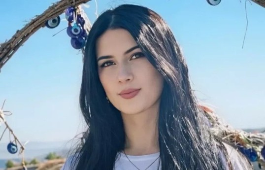 "İdrak" liseyinin müəllimi Şəhla Kamilova