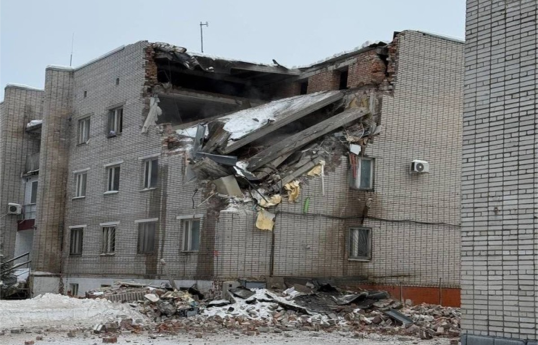 Rusiyada hərbi komendantlıq binasında partlayış olub: 3 nəfər ölüb, dağıntılar altında qalanlar var - YENİLƏNİB 