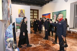 Leyla Əliyeva və Arzu Əliyeva Tiranada beynəlxalq incəsənət sərgisinin açılışında iştirak ediblər - FOTO 