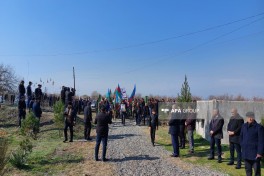 ​​​​​​​Birinci Qarabağ müharibəsində itkin düşən Rəsul Ağayevin nəşinin qalıqları Sabirabadda dəfn olunub - FOTO  - VİDEO 