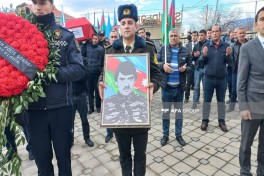 İtkin-şəhid Cavanşir Həsənovun qalıqları Balakəndə dəfn olunub - FOTO 