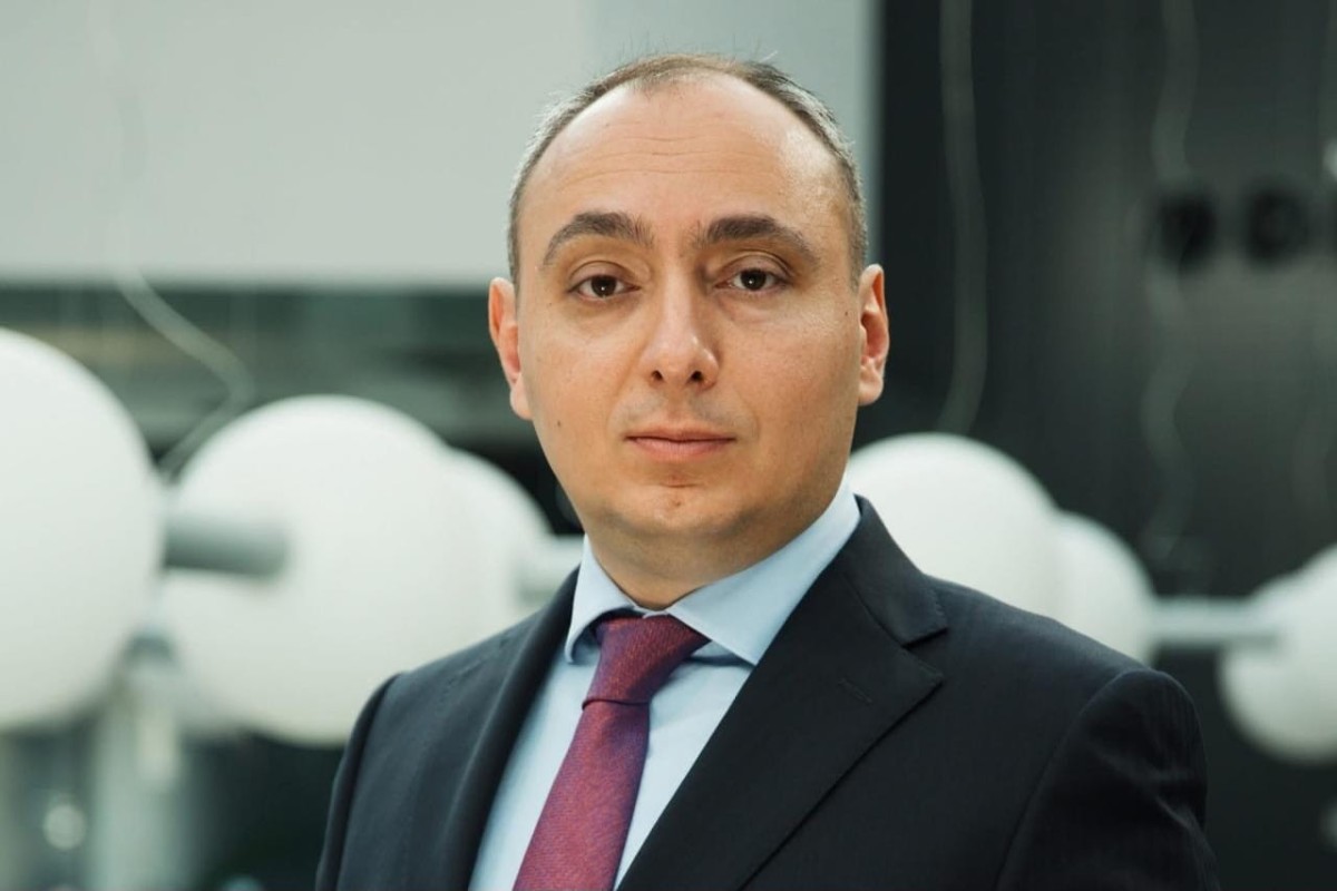Rəqəmsal inkişaf və nəqliyyat nazirinin müavini Saməddin Əsədov