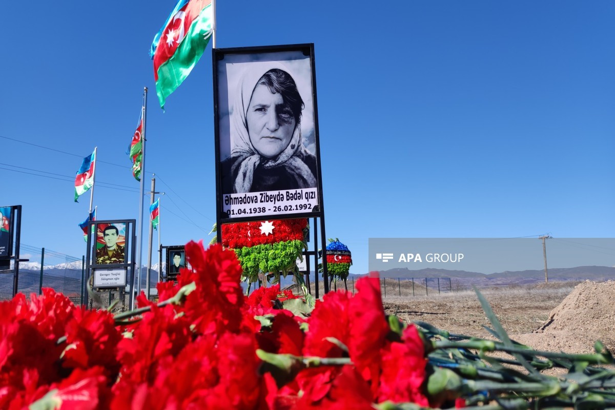 Xocalı soyqırımında itkin düşən qadının qalıqları dəfn edilib - FOTO 