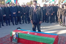 Birinci Qarabağ müharibəsində itkin düşən hərbçinin qalıqları Gəncədə dəfn edilib - FOTO 