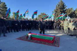 Birinci Qarabağ müharibəsində itkin düşən hərbçinin qalıqları Gəncədə dəfn edilib - FOTO 