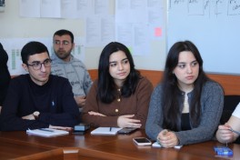 “Nitqin gözəlliyi, orfoqrafiya qaydaları və ifadə-üslub xətaları” mövzusunda təlim keçirilib