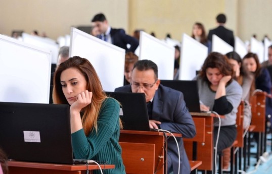 Direktorların işə qəbulu üzrə 975 nəfər müsahibədə iştirak hüququ qazanıb