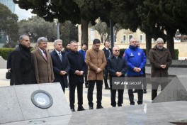 Fuat Oktay Bakıda Türk Şəhidliyini ziyarət edib - FOTO 