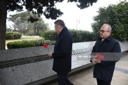 Fuat Oktay Bakıda Türk Şəhidliyini ziyarət edib - FOTO 