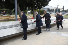 Fuat Oktay Bakıda Türk Şəhidliyini ziyarət edib - FOTO 