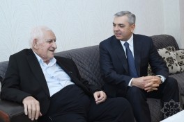 Samir Nuriyev Nəriman Həsənzadəyə “Heydər Əliyev” ordenini təqdim edib