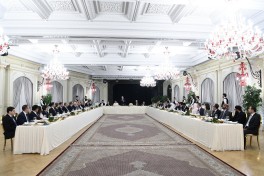 Ceyhun Bayramov: Qəzzada münaqişənin sülh yolu ilə həlli vacibdir