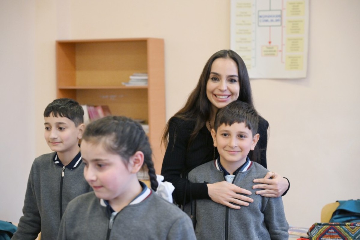 Leyla Əliyeva və Alena Əliyeva Quba şəhərində internat tipli ümumtəhsil məktəbini və STEAM mərkəzini ziyarət ediblər - FOTO 