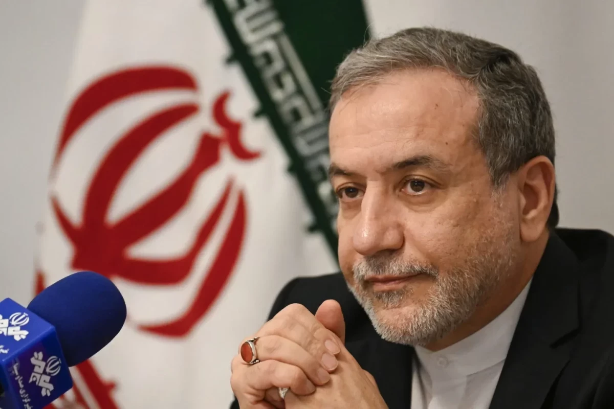 İranın xarici işlər naziri Abbas Əraqçi 