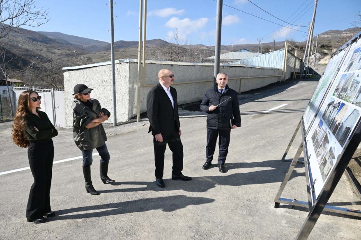Prezident İlham Əliyev Xocalının Xanabad kəndində görülmüş işlərlə tanış olub   - FOTO  - YENİLƏNİB 