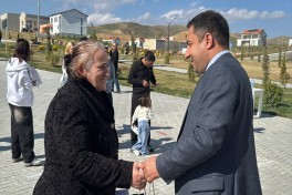 Növbəti köç karvanı Cəbrayılın Horovlu kəndinə çatıb, açarlar təqdim olunub - YENİLƏNİB-1  - VİDEO 