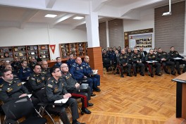 Rusiya MN-in generalı Azərbaycana gəlib, hərbi əməkdaşlıq müzakirə olunub